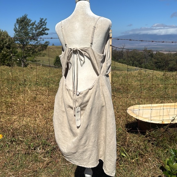 NWT Anthropologie Flat White Linen Asymmetrical Mini Dress Beige Back Cut Out 1X - Picture 7 of 8